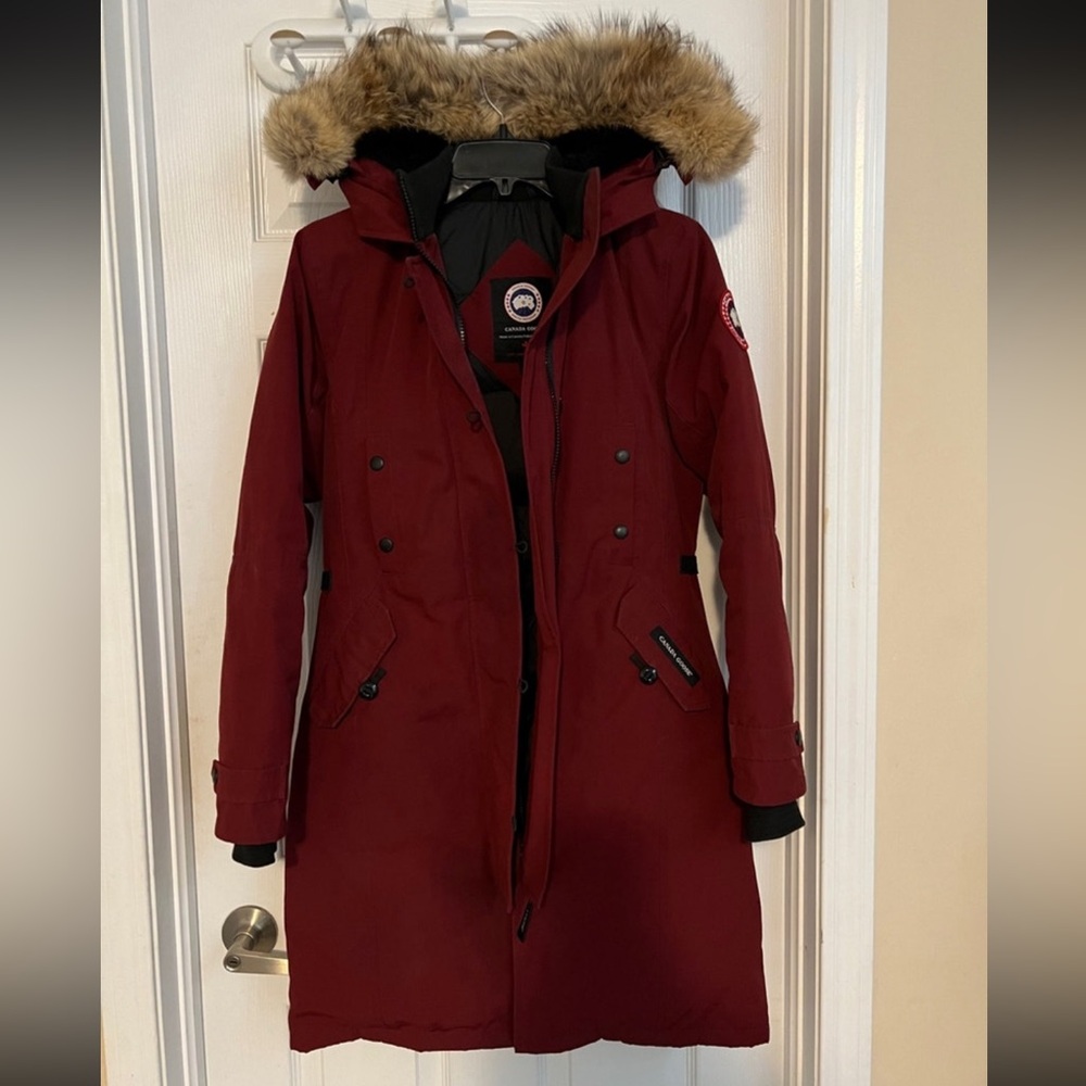 Canada goose authentic Kensington parka in Bordeaux Burgundy XS paid $1977